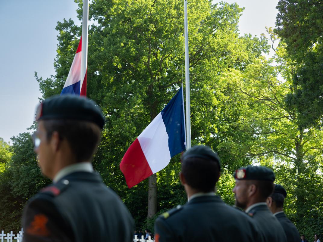 Franse vlag halfstok